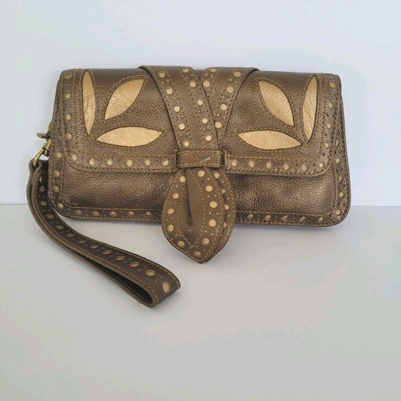 Isabella Fiore Metallic Brown Clutch Wristlet Leather Purse Small Bag Western - Picture 1 of 13